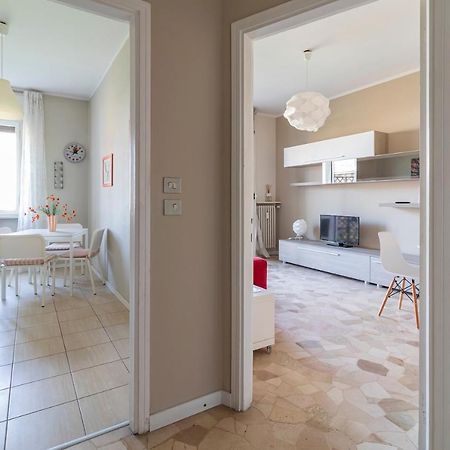 Ferienwohnung Altido Trendy Flat With Balcony, Easy Access To Milan Centre Exterior foto